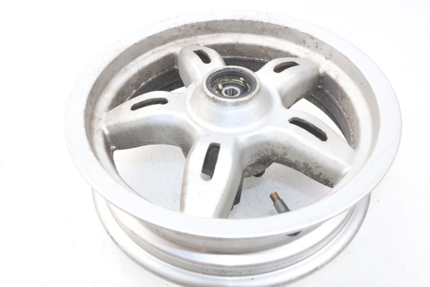 photo de FRONT RIM DAELIM S2 125 (2006 - 2007) - Zoom on usage condition