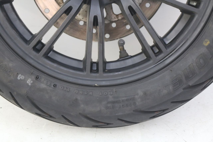 photo de FRONT WHEEL RIM LVNENG S5 1 (2019 - 2023) - Surface and material condition