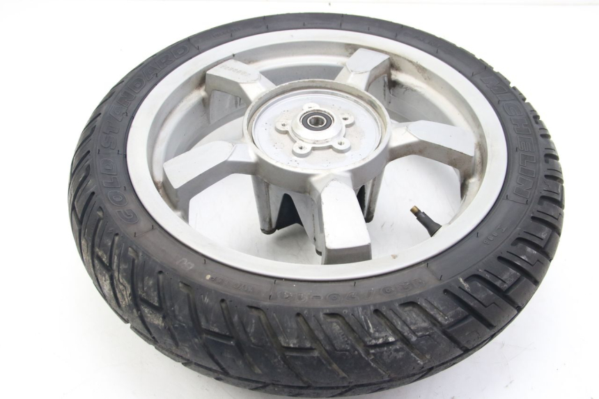 photo de FRONT WHEEL RIM PEUGEOT SATELIS COMPRESSOR K15 125 (2006 - 2009) - Zoom on usage condition