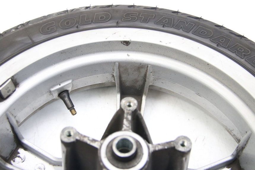 photo de FRONT WHEEL RIM PEUGEOT SATELIS COMPRESSOR K15 125 (2006 - 2009) - Fixing points details