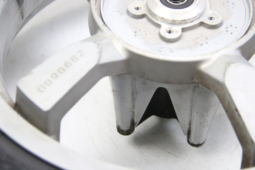 photo de FRONT WHEEL RIM PEUGEOT SATELIS COMPRESSOR K15 125 (2006 - 2009) - Checked used part