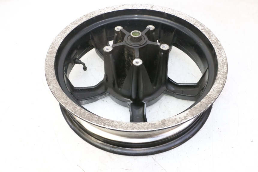photo de FRONT WHEEL PEUGEOT SATELIS 125 (2006 - 2009) - Zoom on usage condition
