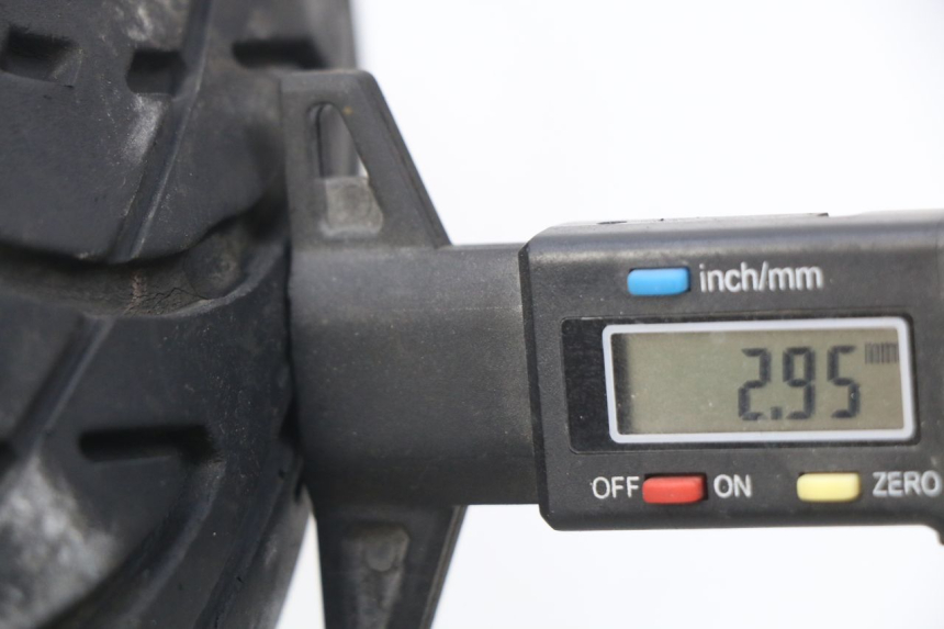 photo de FRONT WHEEL RIM JM MOTORS SC 4T 50 (2012 - 2017) - Zoom on usage condition