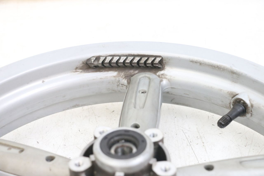 photo de FRONT RIM APRILIA SCARABEO GT 125 (1999 - 2007) - Markings and original references