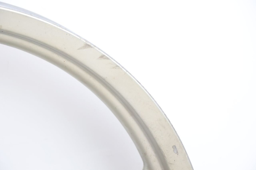 photo de FRONT RIM APRILIA SCARABEO GT 125 (1999 - 2007) - Fixing points details