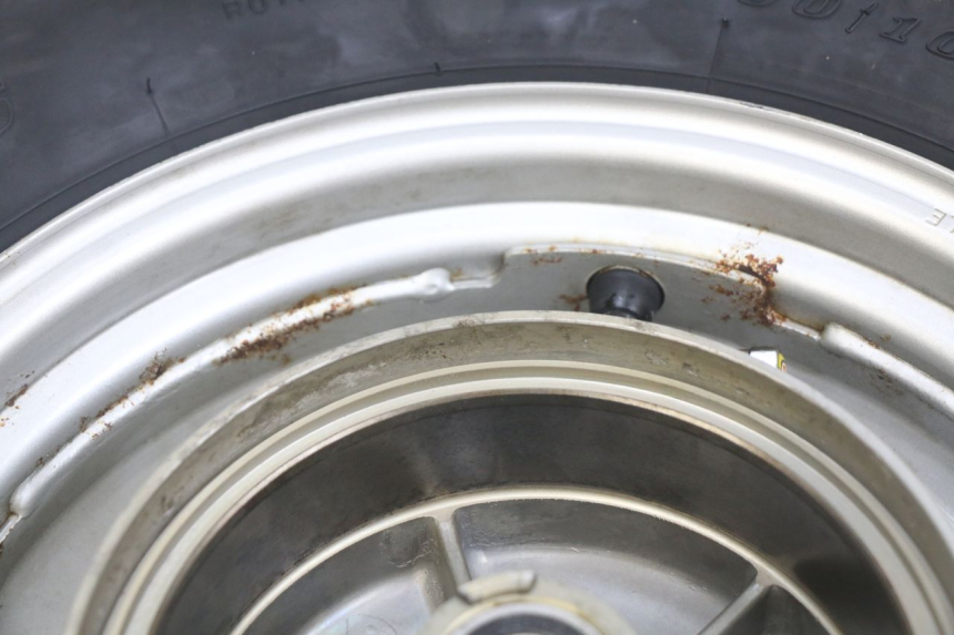 photo de FRONT WHEEL HONDA SCV LEAD 100 (2003 - 2007) - Component detail