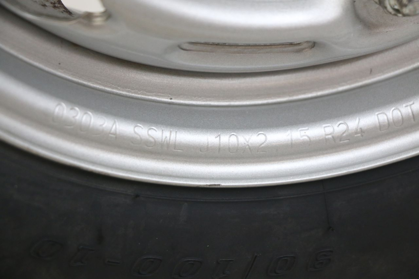 photo de FRONT WHEEL HONDA SCV LEAD 100 (2003 - 2007) - Fixing points details