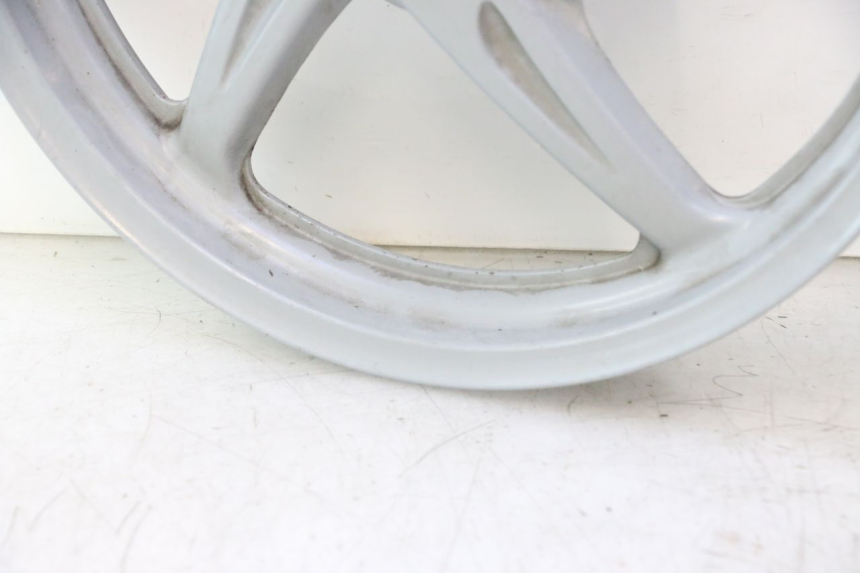 photo de FRONT RIM HONDA SH 125 (2001 - 2003) - Zoom on usage condition