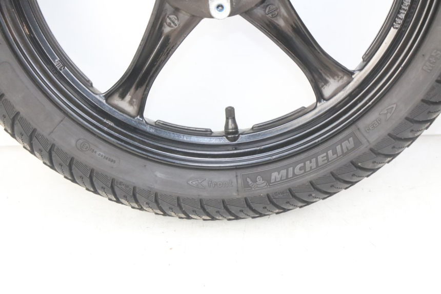 photo de FRONT WHEEL SUZUKI SIXTEEN 125 (2008 - 2010) - Surface and material condition