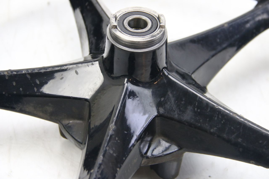 photo de FRONT WHEEL SUZUKI SIXTEEN 125 (2008 - 2010) - Supplementary product photo