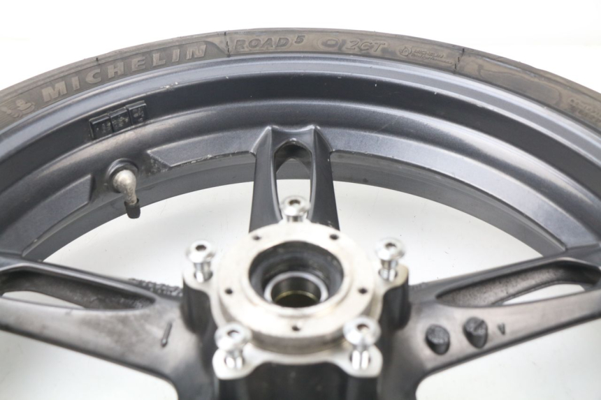 photo de FRONT RIM TRIUMPH SPEED TRIPLE 1050 (2005 - 2007) - Surface and material condition