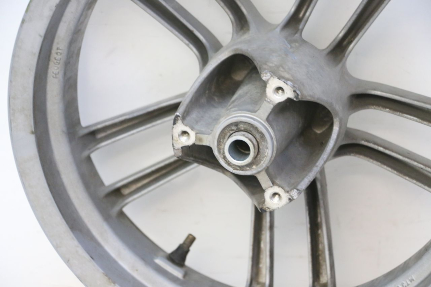 photo de FRONT RIM PEUGEOT SPEEDFIGHT 3 AIR 50 (2009 - 2015) - Distinctive features