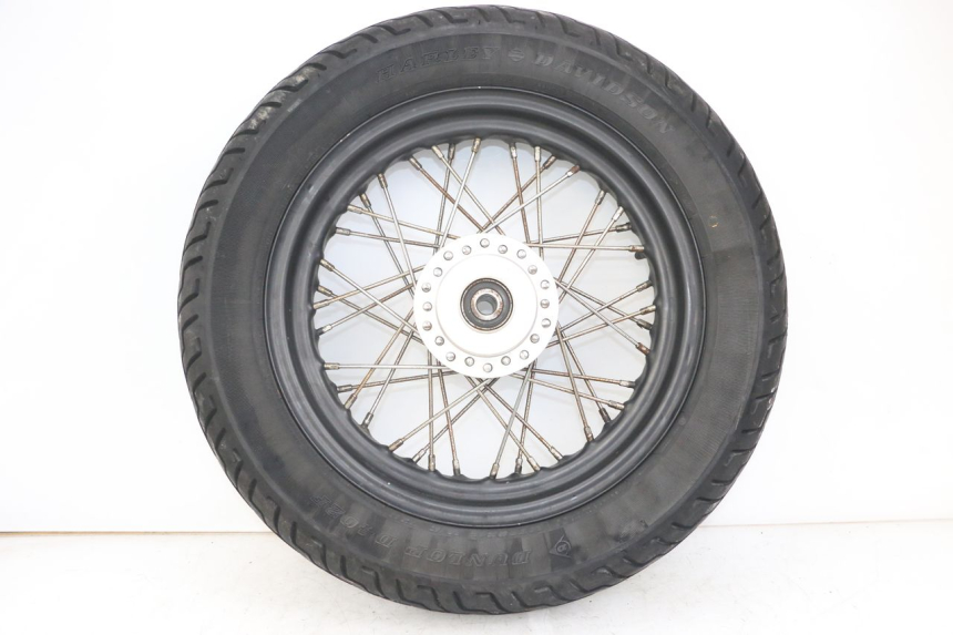 photo de FRONT RIM HARLEY DAVIDSON SPORTSTER XL CUSTOM 1200 (2003 - 2004) - Detailed visual inspection