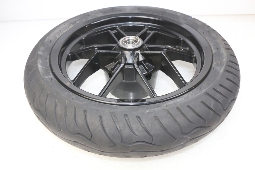 photo de FRONT WHEEL RIM APRILIA SR 2T 50 (2018 - 2022) - Technical close-up