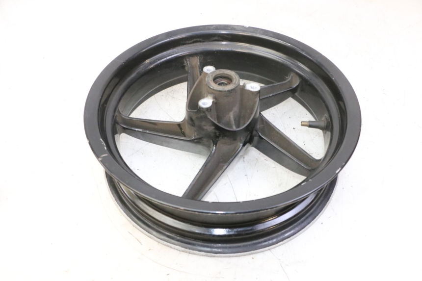 photo de FRONT WHEEL RIM APRILIA SR R 2T LC 50 (2018 - 2021) - Alternative perspective