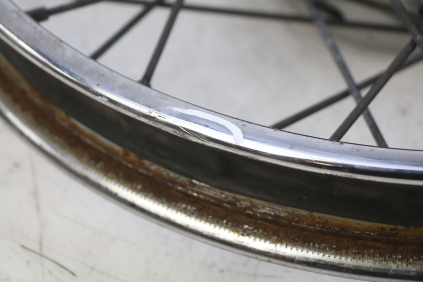 photo de FRONT WHEEL RIM YAMAHA SR 125 (1982 - 2003) - Alternative perspective