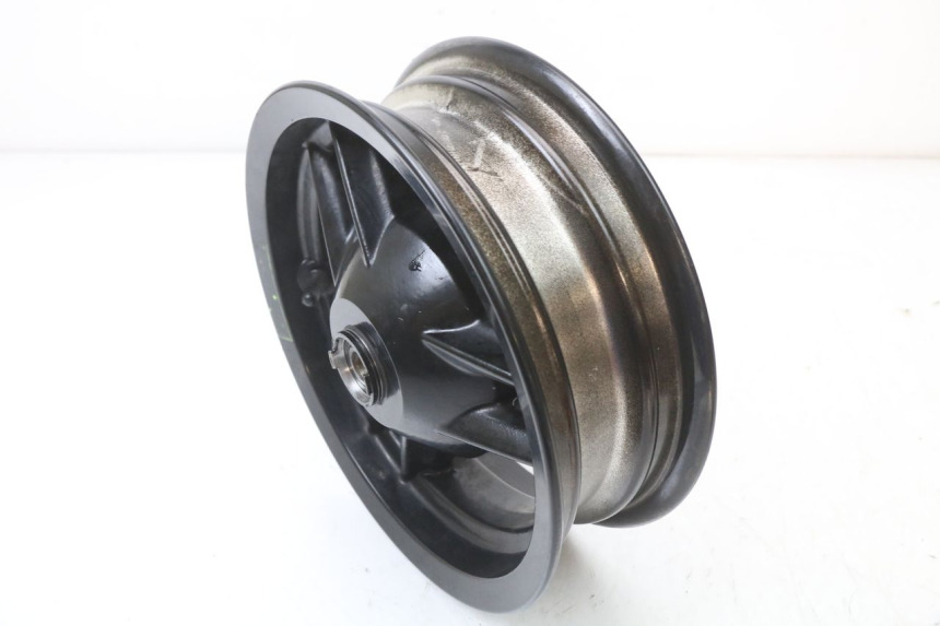 photo de FRONT RIM PEUGEOT STREETZONE I 2T 50 (2018 - 2020) - Distinctive features