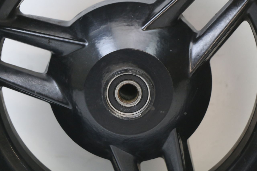 photo de FRONT RIM PEUGEOT STREETZONE I 2T 50 (2018 - 2020) - Alternative perspective