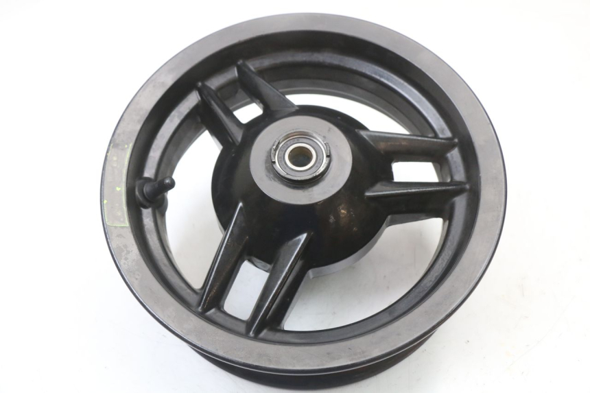 photo de FRONT RIM PEUGEOT STREETZONE I 2T 50 (2018 - 2020) - Fixing points details