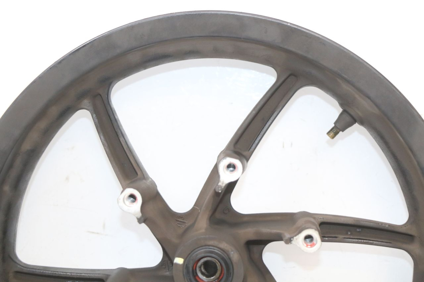photo de FRONT RIM KYMCO SUPER 8 4T 50 (2021 - 2024) - Fixing points details