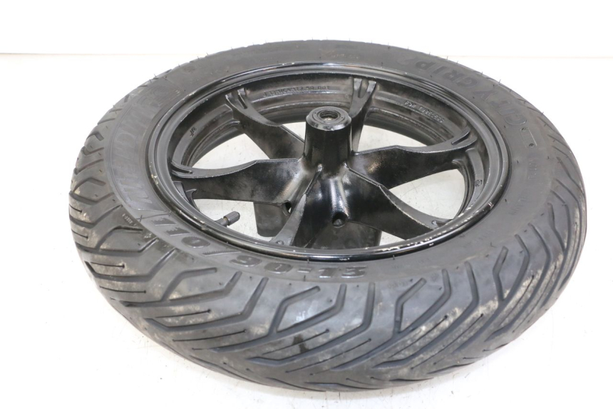 photo de FRONT RIM SUZUKI BURGMAN 125 (2018 - 2021) - Fixing points details