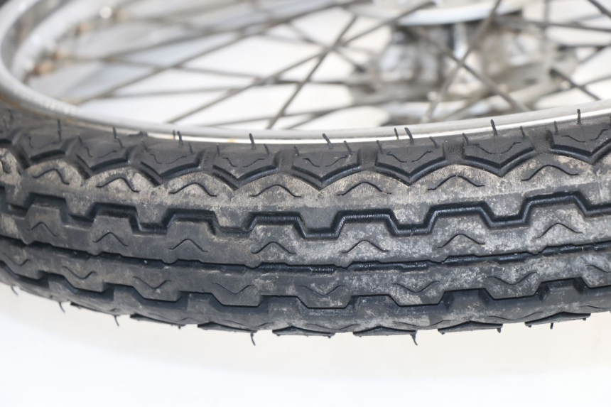 photo de FRONT RIM SUZUKI GN 125 (1997 - 2000) - Component detail