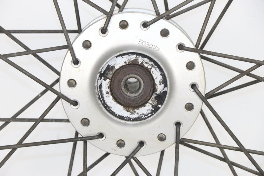 photo de FRONT RIM SUZUKI GN 125 (1997 - 2000) - Distinctive features