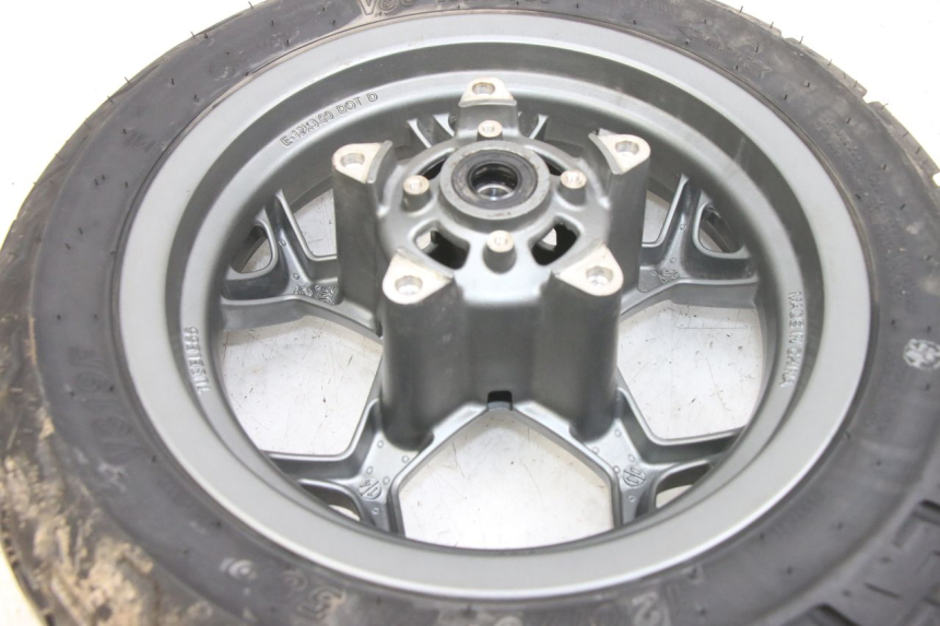 photo de FRONT WHEEL RIM APRILIA SXR 50 (2021 - 2023) - Technical close-up