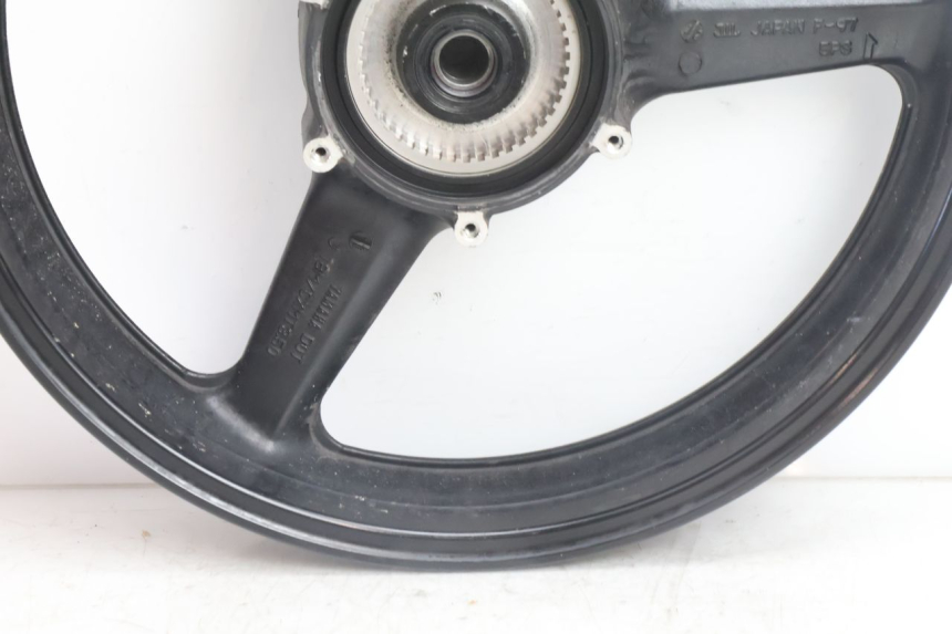 photo de FRONT RIM YAMAHA TDM ABS 900 (2002 - 2014) - Fixing points details