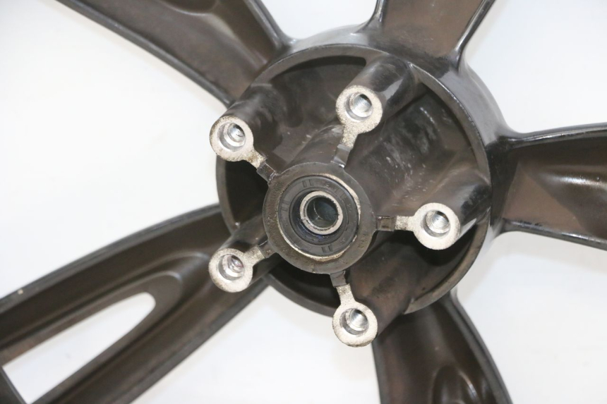 photo de FRONT WHEEL RIM PEUGEOT TWEET 4T 50 (2018 - 2022) - Markings and original references