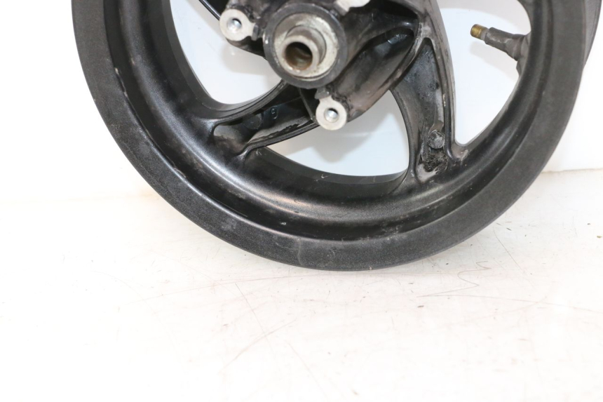 photo de FRONT RIM PIAGGIO TYPHOON 50 (2000 - 2009) - Zoom on usage condition