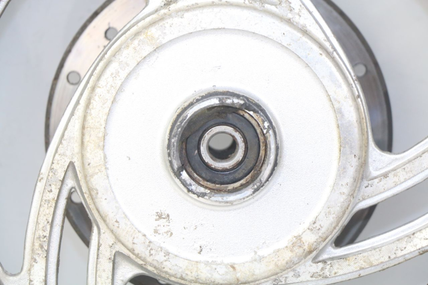 photo de FRONT WHEEL RIM PEUGEOT V-CLIC VCLIC 50 (2007 - 2013) - Additional view of the item