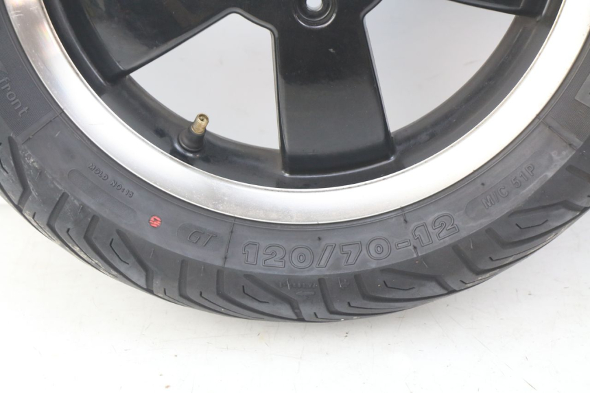 photo de FRONT WHEEL RIM PIAGGIO VESPA GTS IGET ABS 125 (2017 - 2023) - Surface and material condition