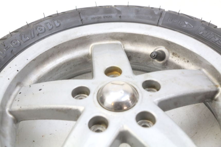 photo de FRONT WHEEL RIM PIAGGIO VESPA LX 125 (2005 - 2010) - Technical close-up