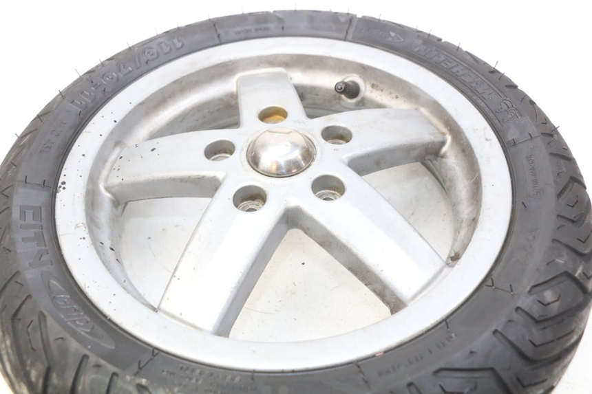 photo de FRONT WHEEL RIM PIAGGIO VESPA LX 125 (2005 - 2010) - Product overview