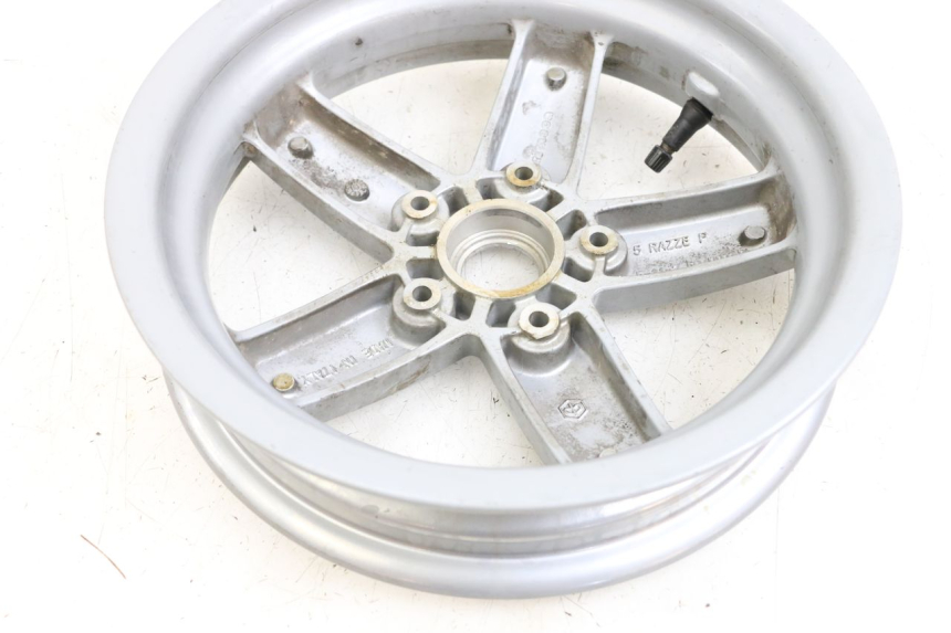 photo de FRONT WHEEL RIM PIAGGIO VESPA LX 125 (2005 - 2010) - Surface and material condition