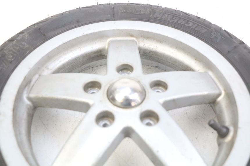 photo de FRONT WHEEL RIM PIAGGIO VESPA LXV 125 (2006 - 2009) - Detailed visual inspection
