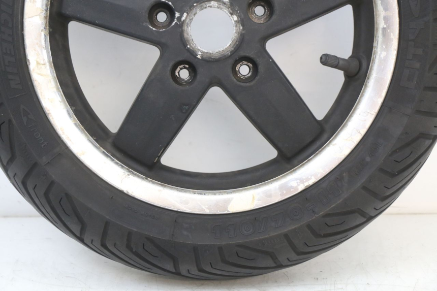 photo de FRONT WHEEL RIM PIAGGIO VESPA S 2T 50 (2007 - 2014) - Zoom on usage condition