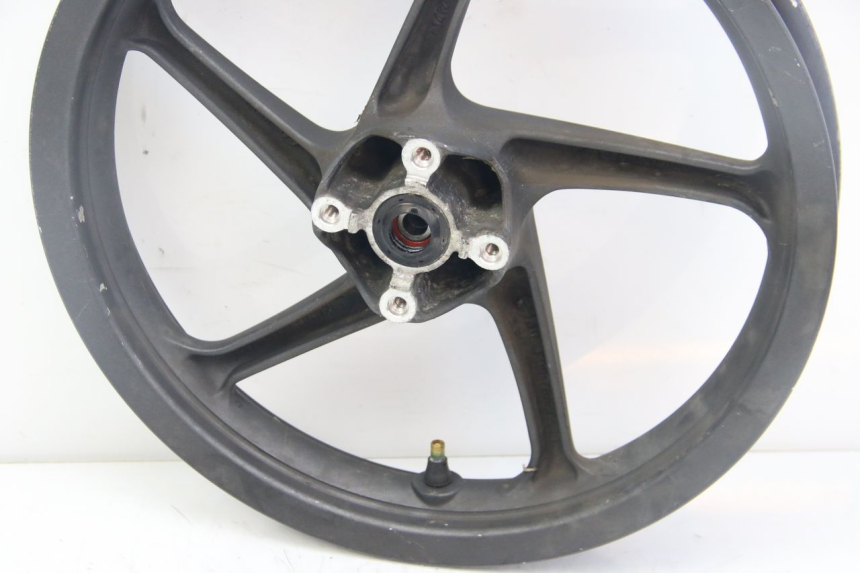 photo de FRONT WHEEL RIM HONDA VISION NSC R 50 (2013 - 2015) - Technical close-up