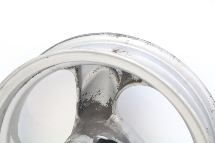 photo de FRONT WHEEL RIM KYMCO VITALITY 2T 50 (2004 - 2010) - Zoom on usage condition