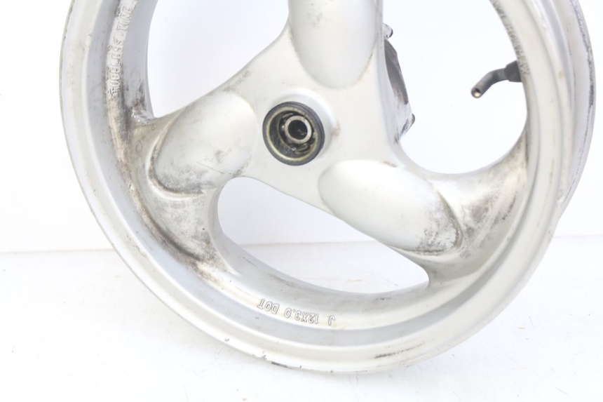 photo de FRONT WHEEL RIM KYMCO VITALITY 2T 50 (2004 - 2010) - Technical close-up