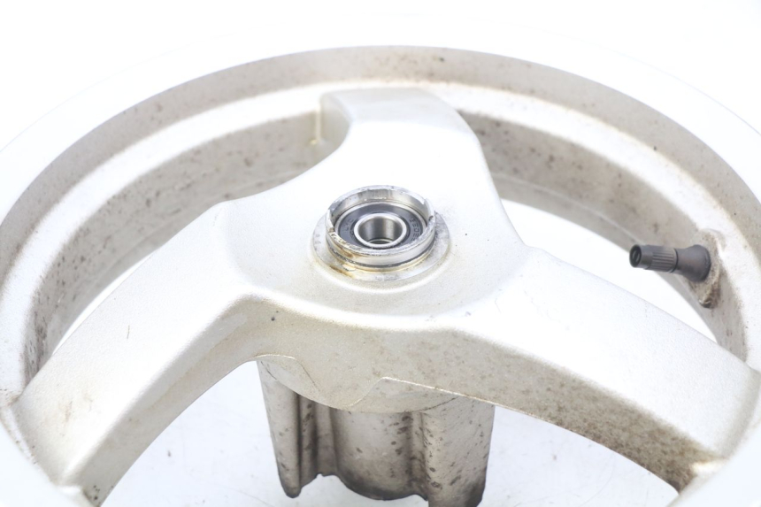 photo de FRONT WHEEL RIM PEUGEOT VIVACITY NEW 4T 50 (2008 - 2017) - High-resolution close-up