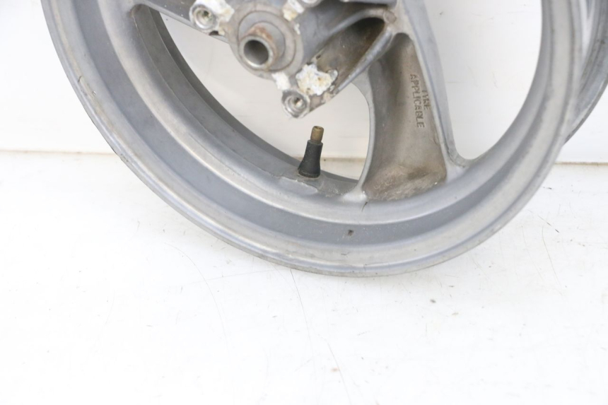 photo de FRONT RIM PEUGEOT VIVACITY 100 (1999 - 2008) - Fixing points details