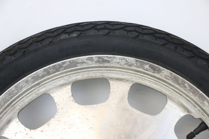 photo de FRONT WHEEL RIM DAELIM VL DAYSTAR 125 (2000 - 2011) - Fixing points details