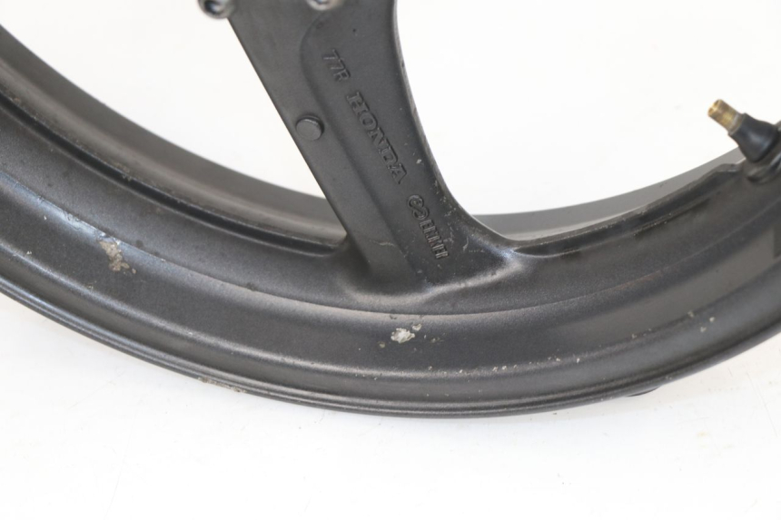 photo de FRONT RIM HONDA VTR F FIRESTORM 1000 (1997 - 2001) - Fixing points details