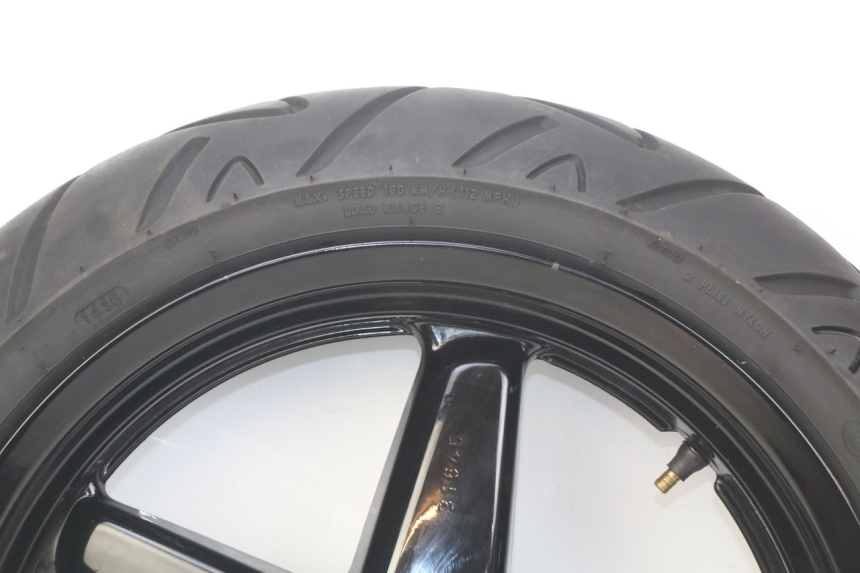 photo de FRONT WHEEL YAMAHA XMAX X-MAX 125 (2006 - 2009) - Alternative angle