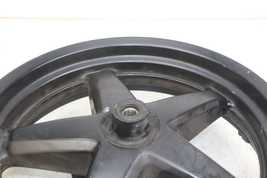 photo de FRONT WHEEL RIM YAMAHA X-MAX XMAX 125 (2010 - 2013) - Zoom on usage condition