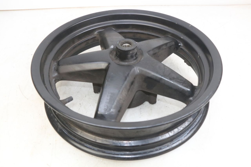 photo de FRONT WHEEL RIM YAMAHA X-MAX XMAX 125 (2010 - 2013) - Technical close-up