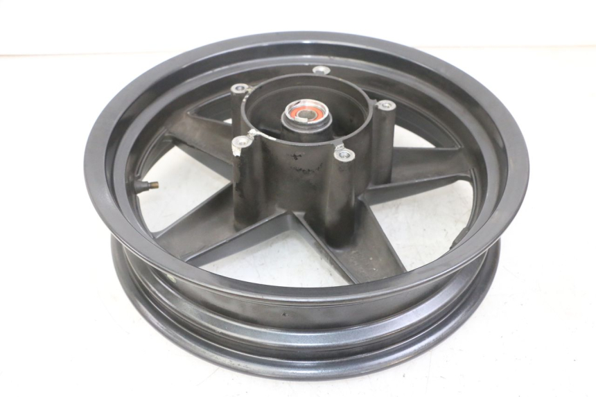 photo de FRONT WHEEL RIM YAMAHA X-MAX XMAX 125 (2010 - 2013) - Focus on structure