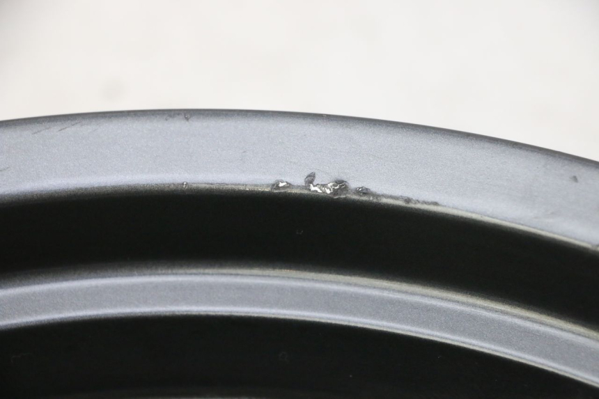 photo de FRONT WHEEL RIM YAMAHA X-MAX XMAX 125 (2010 - 2013) - Fixing points details